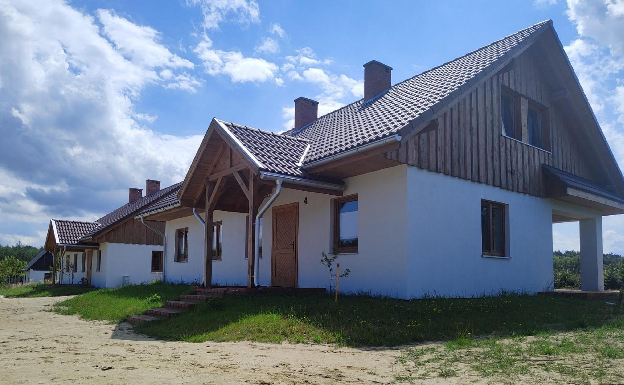 Zielony-Bursztyn Objazda-Kolonia Luaran gambar